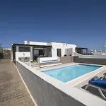 빌라 Exquisite Lanzarote Nova Vista 4 Bedrooms Spectacular Sea View 플라야블랑카