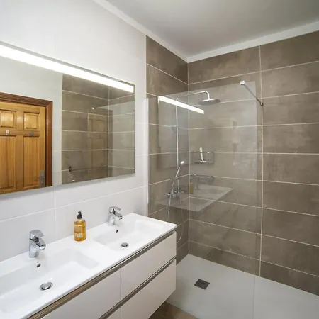 Villa Exquisite Lanzarote Nova Vista 4 Bedrooms Spectacular Sea View *